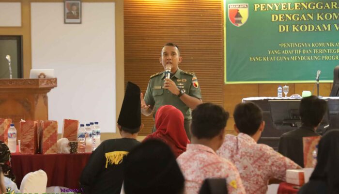 Staf Teritorial Kodam V/Brw Komsos dengan Komponen Masyarakat